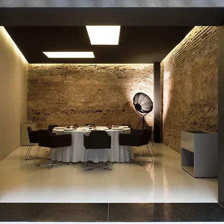 Ξενοδοχείο Caro 5*