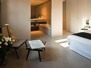 Caro Hotel