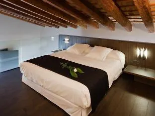 Caro Hotel 5*